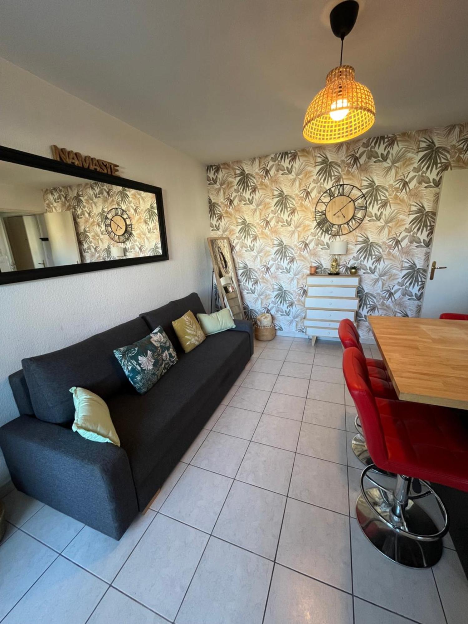 Ferienwohnung Joli T2/ Tram/ Clim/ Parking/ Wifi/ Piscine Montpellier Exterior foto